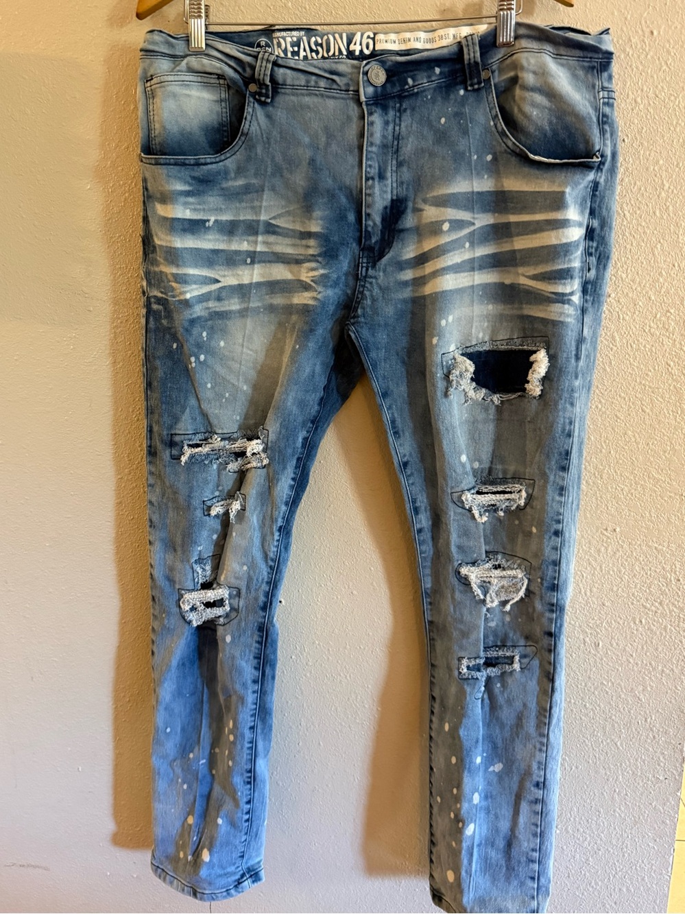 Reason destressed and bleach blue Jean size 40/41